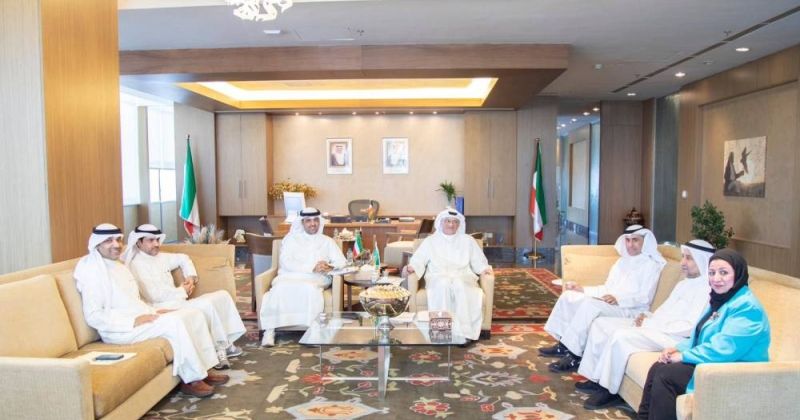 وزير التربية يؤكد أهمية استمرار تقييم الأداء بانتظام خلال العام الدراسي