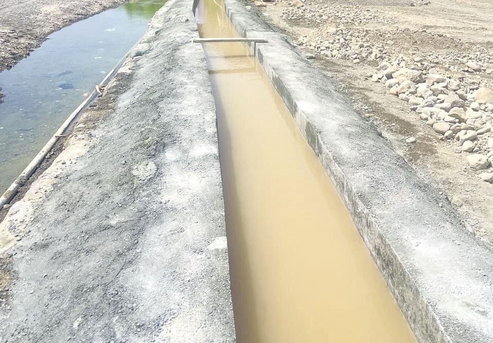 استمرار أعمال صيانة وإصلاح الأفلاج بمحافظة شمال الشرقية