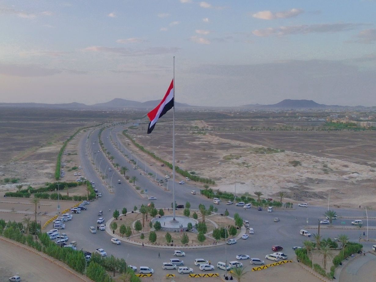 مأرب تستعد لذكرى ثورة 26 سبتمبر بتزيين الشوارع (تقرير مصور)