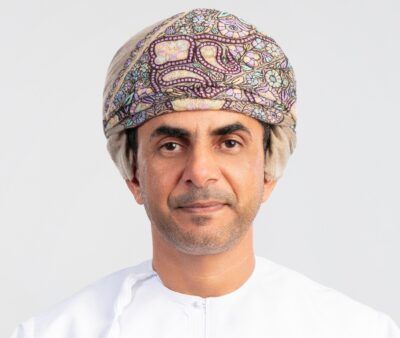 بنك مسقط يساهم في إنجاح تنفيذ مشروع غرس 300 شجرة زيتون بالجبل الأخضر