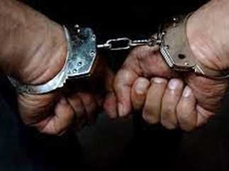 ضبط خمسة أشخاص بتهمة سرقة كابلات وأسلاك كهربائية