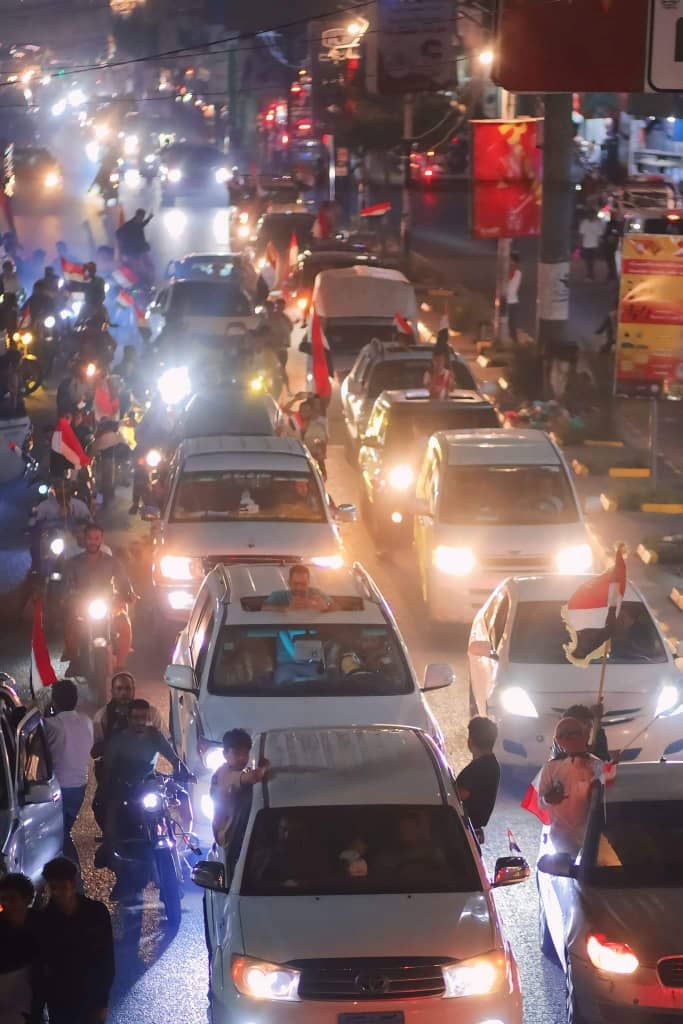 تعز.. مسيرة ليلية بالسيارات احتفاء بذكرى ثورة 26 من سبتمبر (صور)