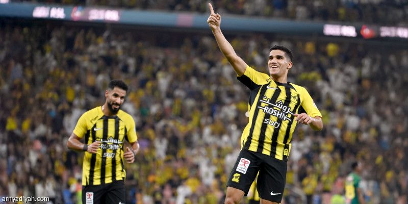 الاتحاد يقلبها على الخليج بالرباعية الثالثة