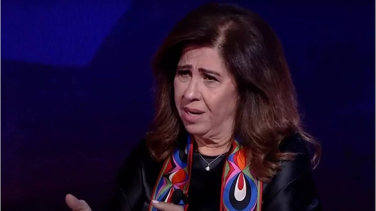 لغز مريب : كيف تنبأت ليلي عبد اللطيف بإستشهاد حسن نصر الله وسر تصرفها الغريب علي الهواء الذي اثار جدل العالم