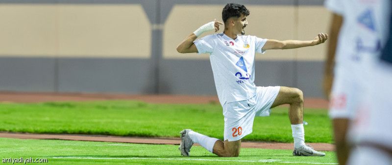 «هدف قاتل» ينقذ الزلفي أمام الجبلين