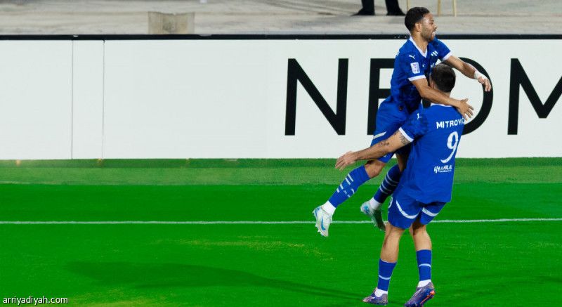 الهلال يلحق بالأهلي وجوانجزو