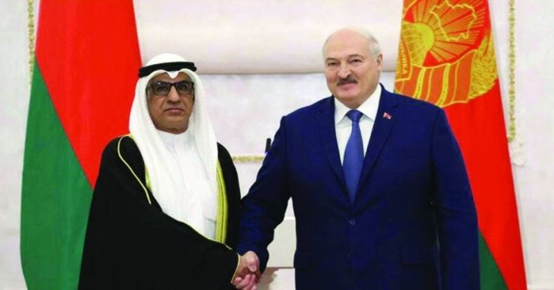 السفير العدواني يقدم أوراق اعتماده إلى الرئيس لوكاشينكو