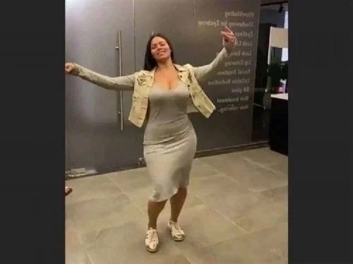 لورديانا تتألق في وصلة رقص فاضحة على أنغام “ستو أنا” ومتابع: كسحت صافيناز وفيفي