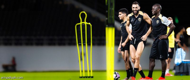 الاتحاد يفقد كانتي ويستعيد آل موسى