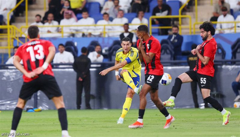 النصر يدرس طلب نقل مواجهة الاستقلال