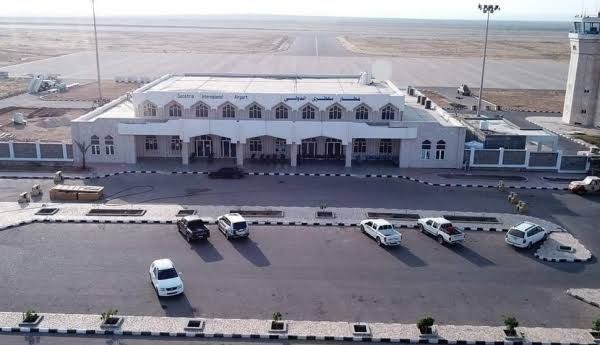 أبناء "سقطرى" يناشدون الحكومة بتخفيض تذاكر الطيران وزيادة الرحلات الجوية