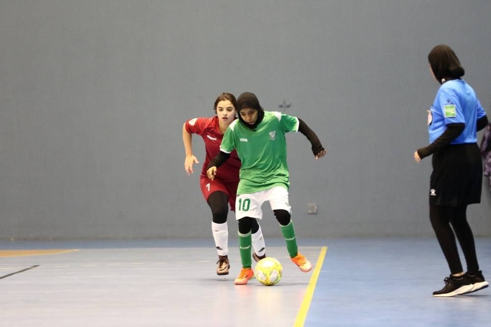 مشاركة رائدة للمرأة العُمانية في مجالس إدارات الاتحادات الرياضية