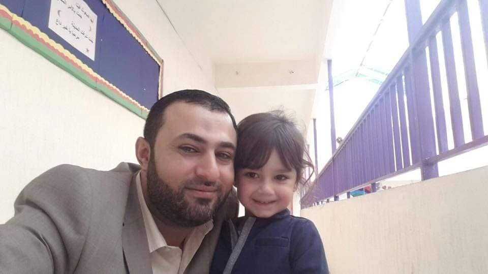 استشهاد دكتور يمني مع والدته بغارة للعدو الصهيوني على لبنان