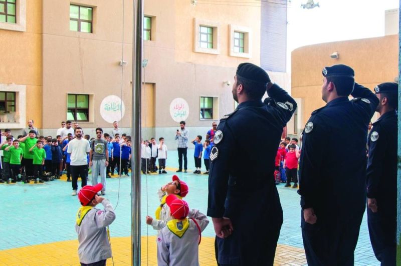 «التربية»: المعلم مصدر الإلهام ومحرك العقول