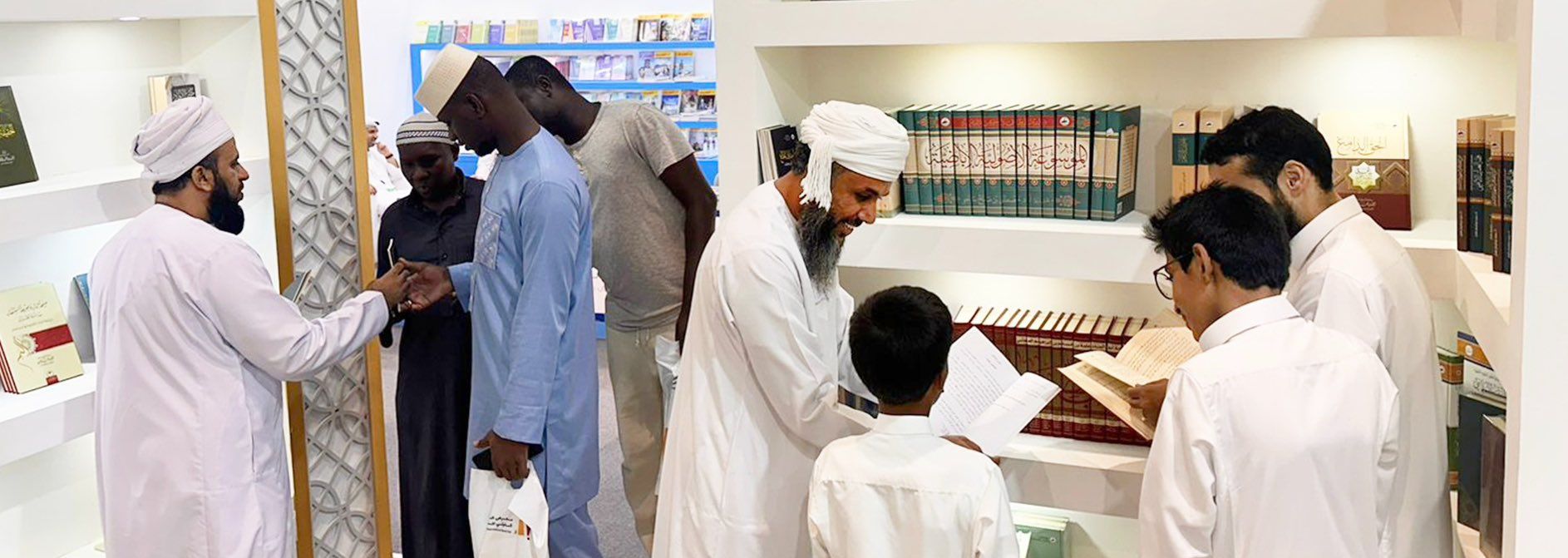 “الأوقاف” تشارك في معرض الرياض الدولي للكتاب 1446هـ / 2024