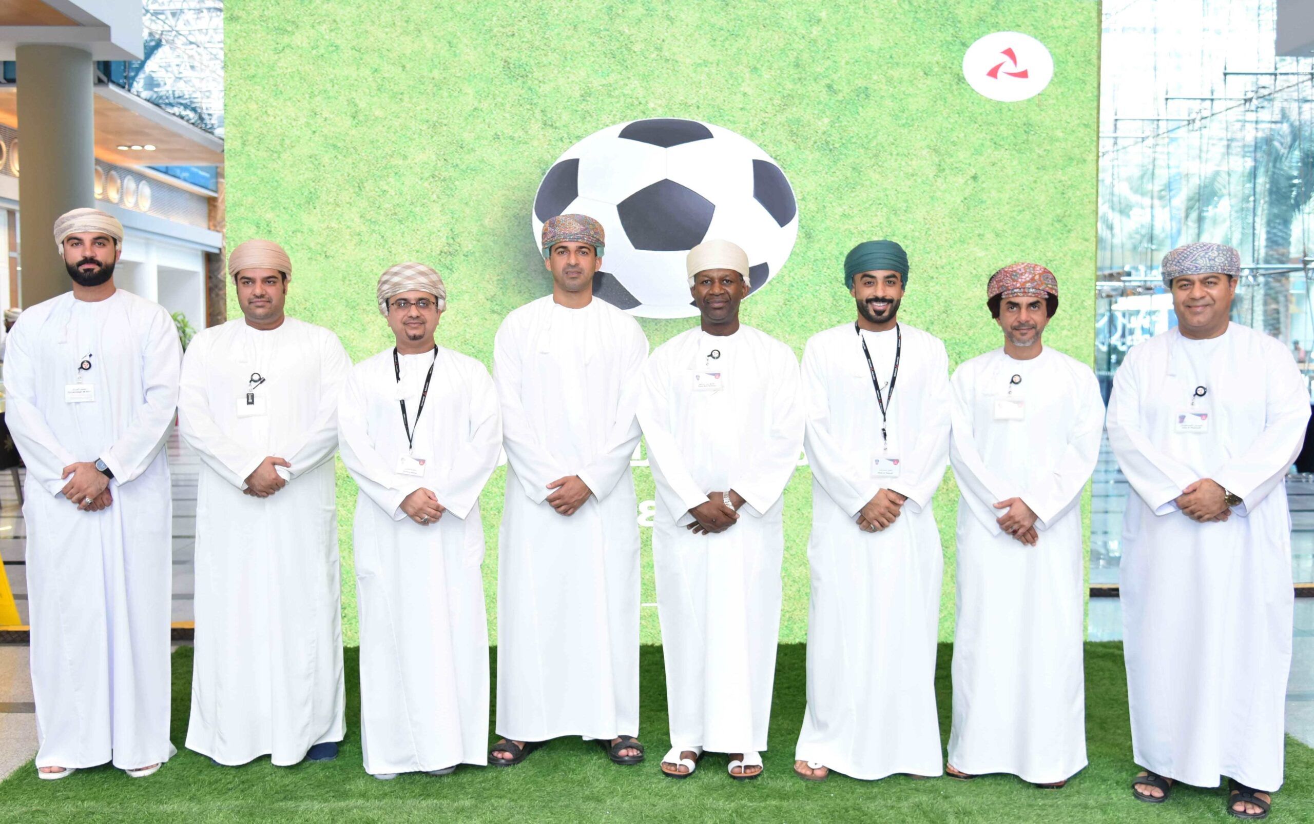 20 فريقًا جديدًا ينضمون لقائمة الفرق الأهلية الرياضية الفائزة بدعم برنامج “الملاعب الخضراء” من بنك مسقط