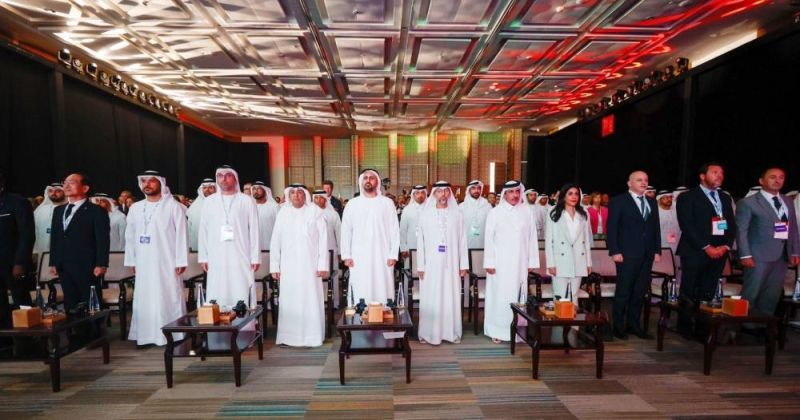 الحضور في المؤتمر