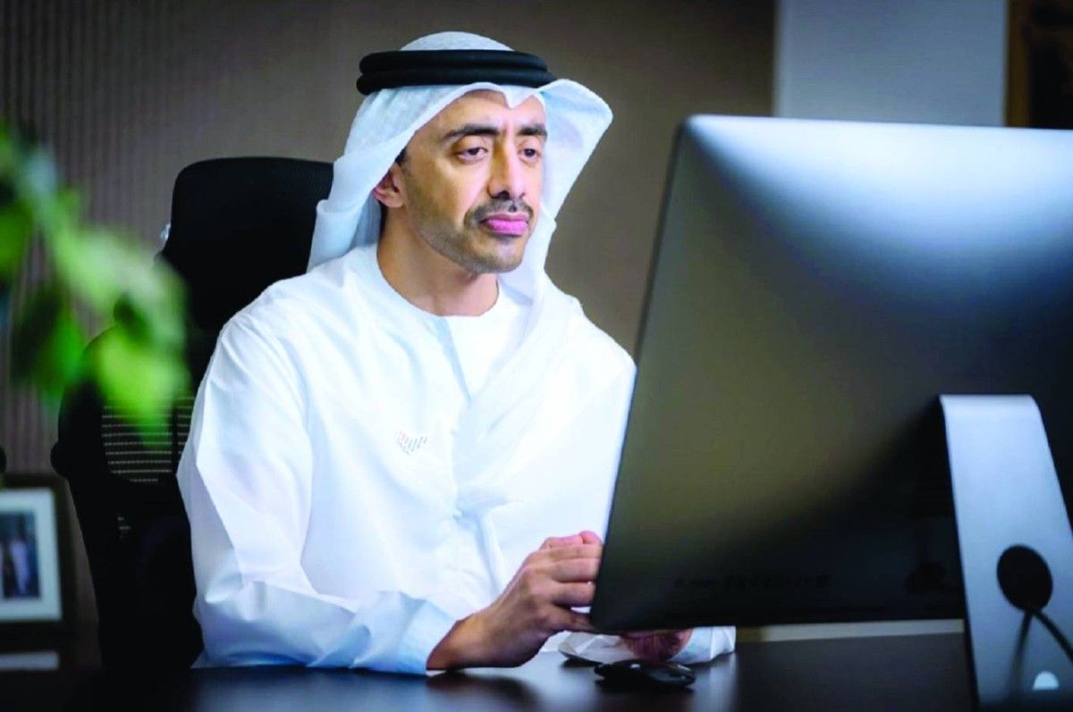 عبد الله بن زايد يؤكد أهمية مساهمات الإمارات البارزة في «بريكس»