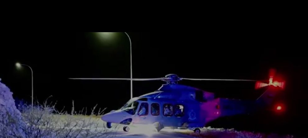 طيران الشرطة يُنفذ عمليتي بحث وإنقاذ خمسة مشاركين في مسير جبلي