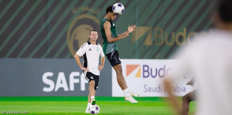 قبل البحرين.. مانشيني ينوع هجمات المنتخب