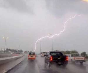 هيئة البيئة تحذر جميع المنشئات والموانئ من الحالة الجوية المتوقعة