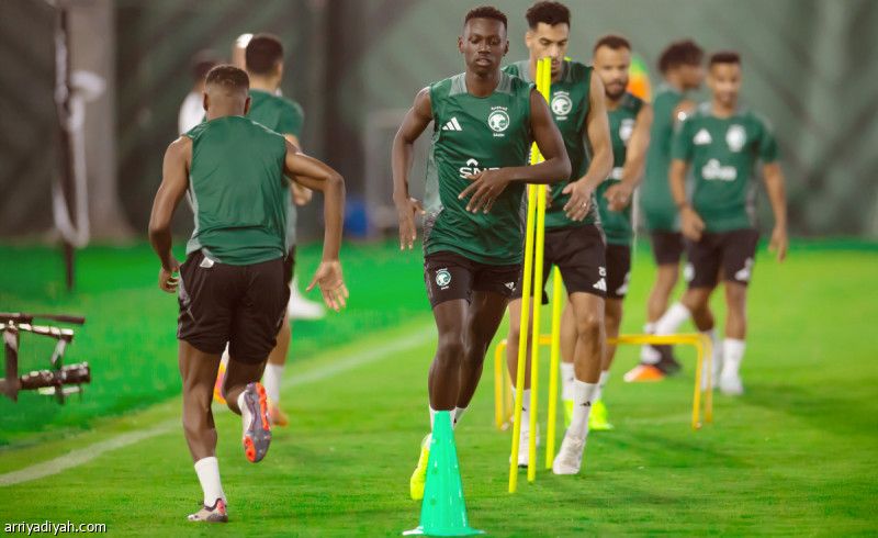 في ضيافة «الأخضر».. البحريني لا ينتصر