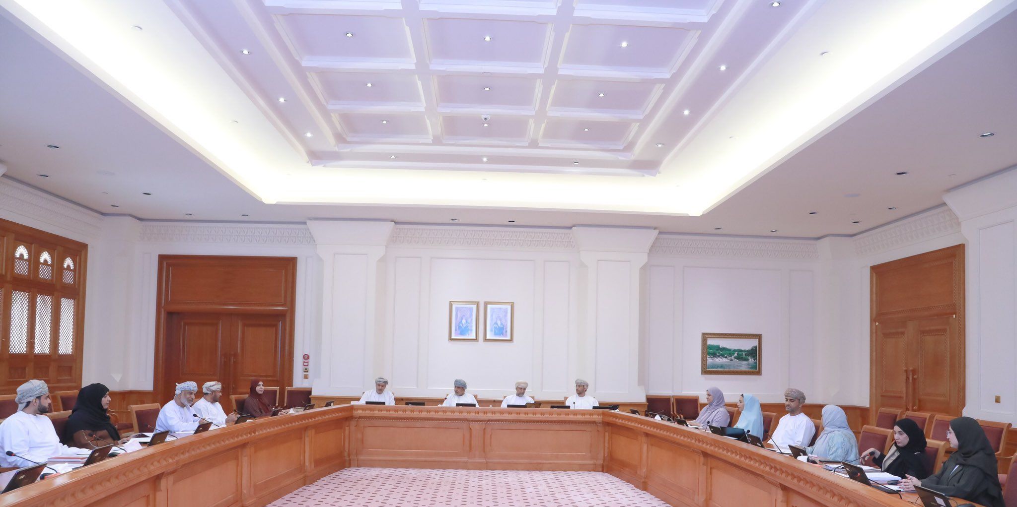 مجلس الدولة يعقد اجتماع لمناقشة “مشروع قانون المعاملات الإلكترونية”