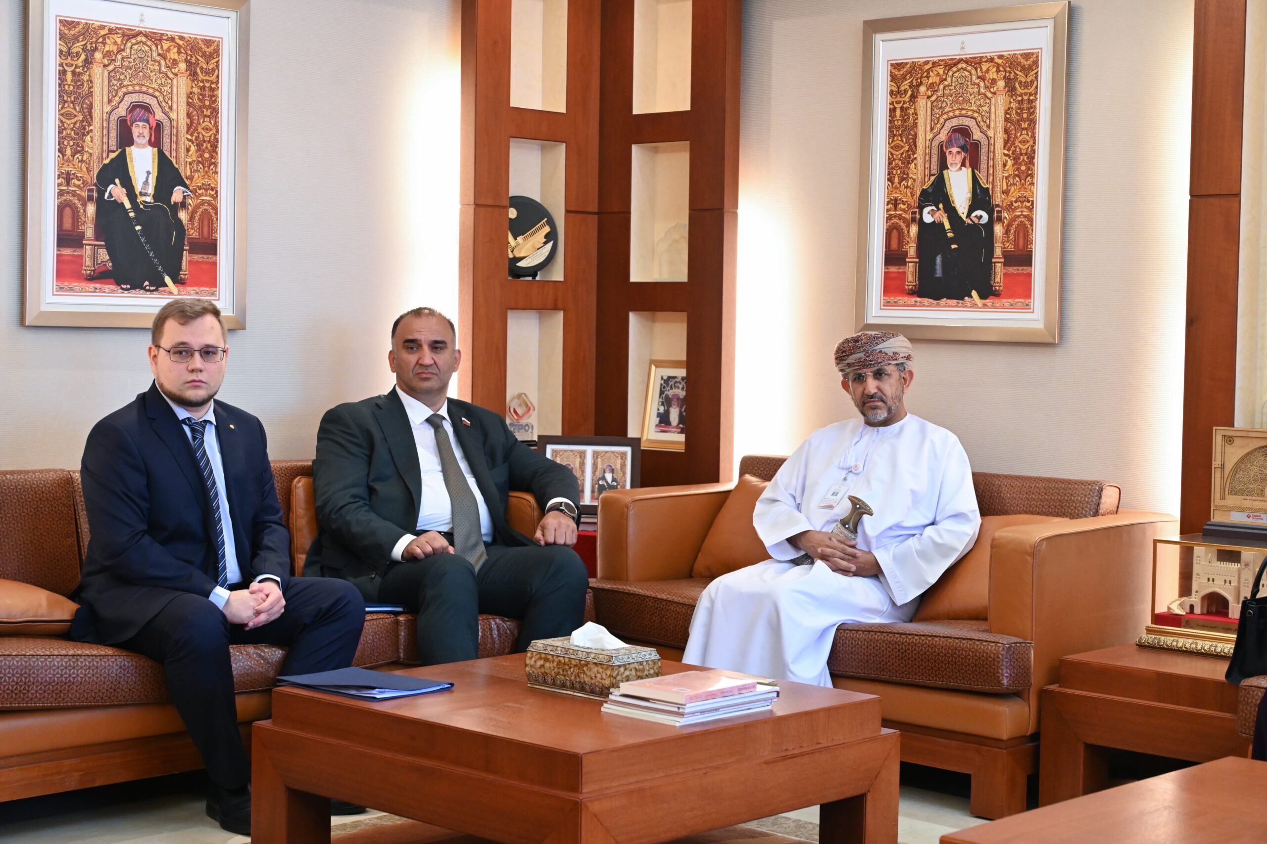 وكيل التعليم العالي يلتقي وفد مجموعة المجلس الفيدرالي الروسي