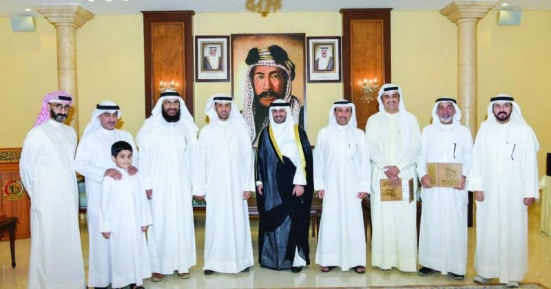 المحافظ والمكرّمون ومنظم الملتقى