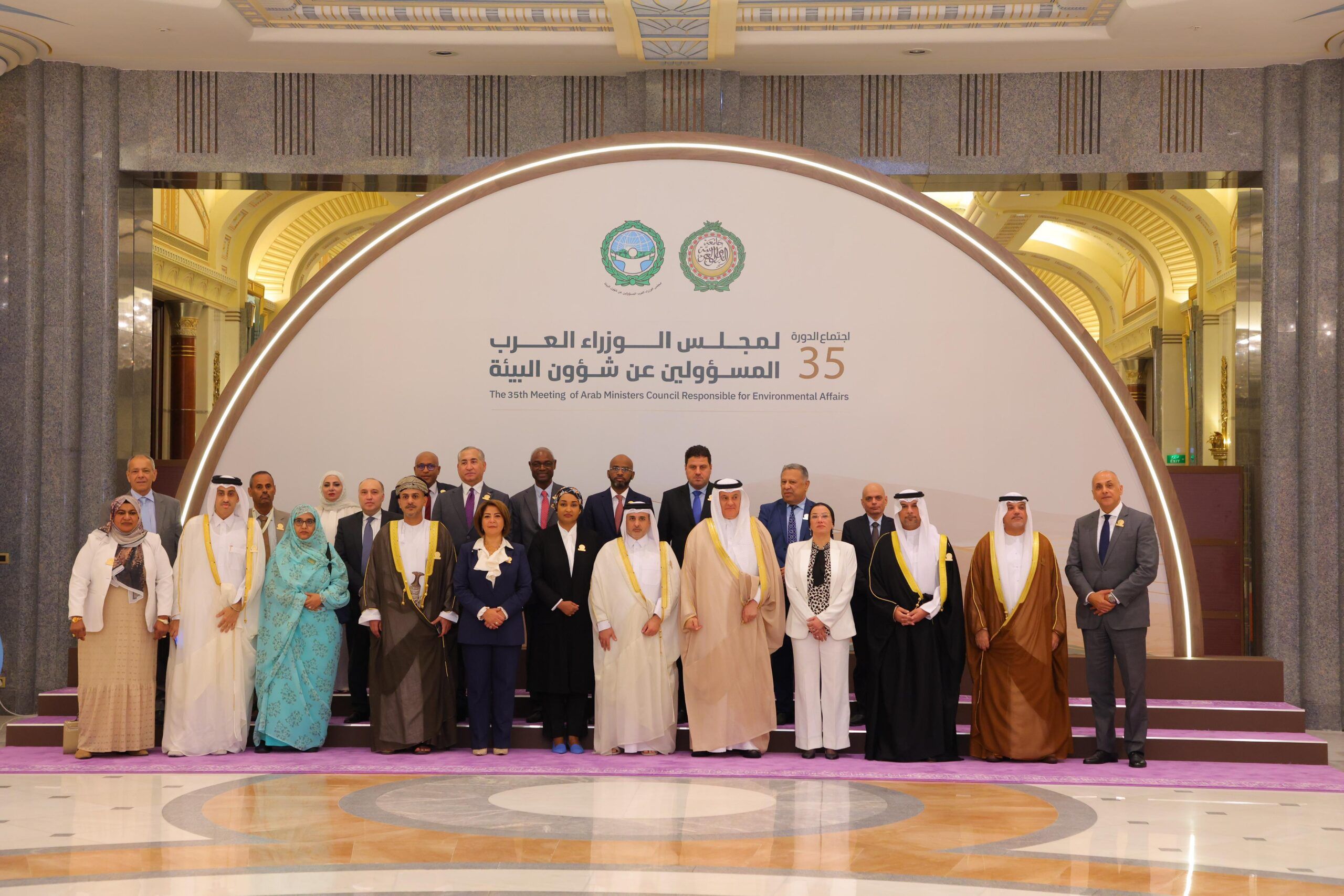 سلطنة عُمان تشارك في الاجتماع الـ 35 لوزراء العرب المسؤولين عن شؤون البيئة بجدة