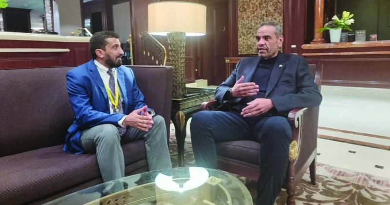 وزير الخارجية عبدالله اليحيا مع الزميل غانم السليماني في بروكسل