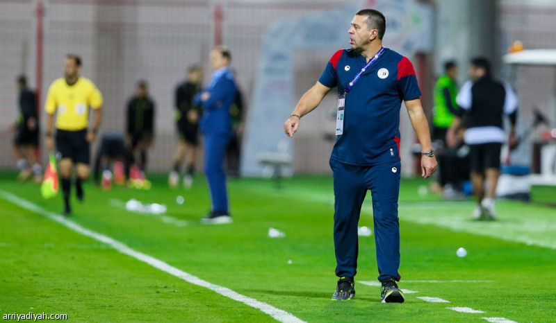 كونترا: غيّرنا الخطة.. والتعادل لا يرضيني