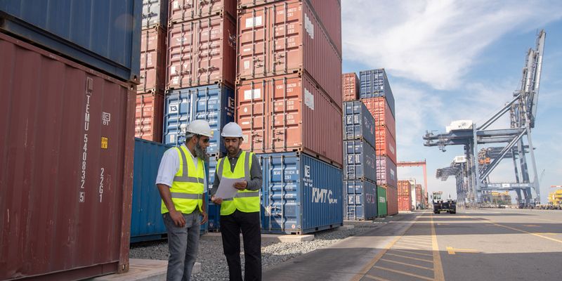 القيمة المضافة للمؤسسات الخاصة العاملة فعليًّا تسجل 8.5 مليار ريال عُماني للربع الثاني من 2024م