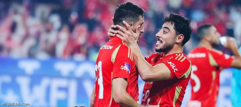 الأهلي يلحق بالزمالك إلى نهائي السوبر