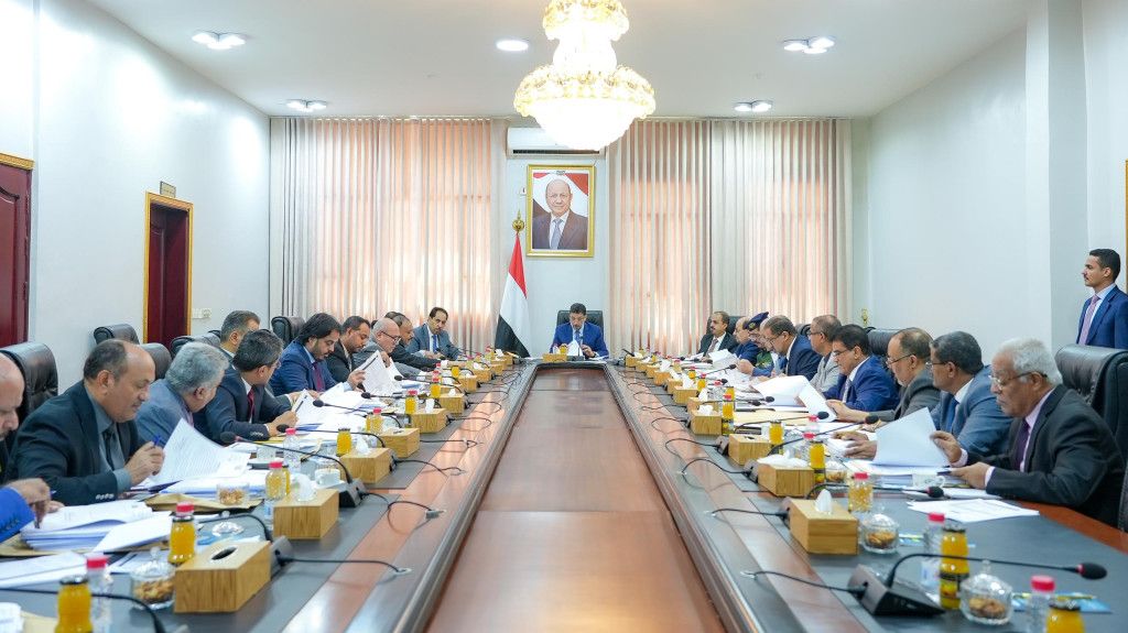 الحكومة اليمنية تأمل دعما سعوديا إماراتيا للحفاظ على الاستقرار الاقتصادي وضبط أسعار صرف العملة