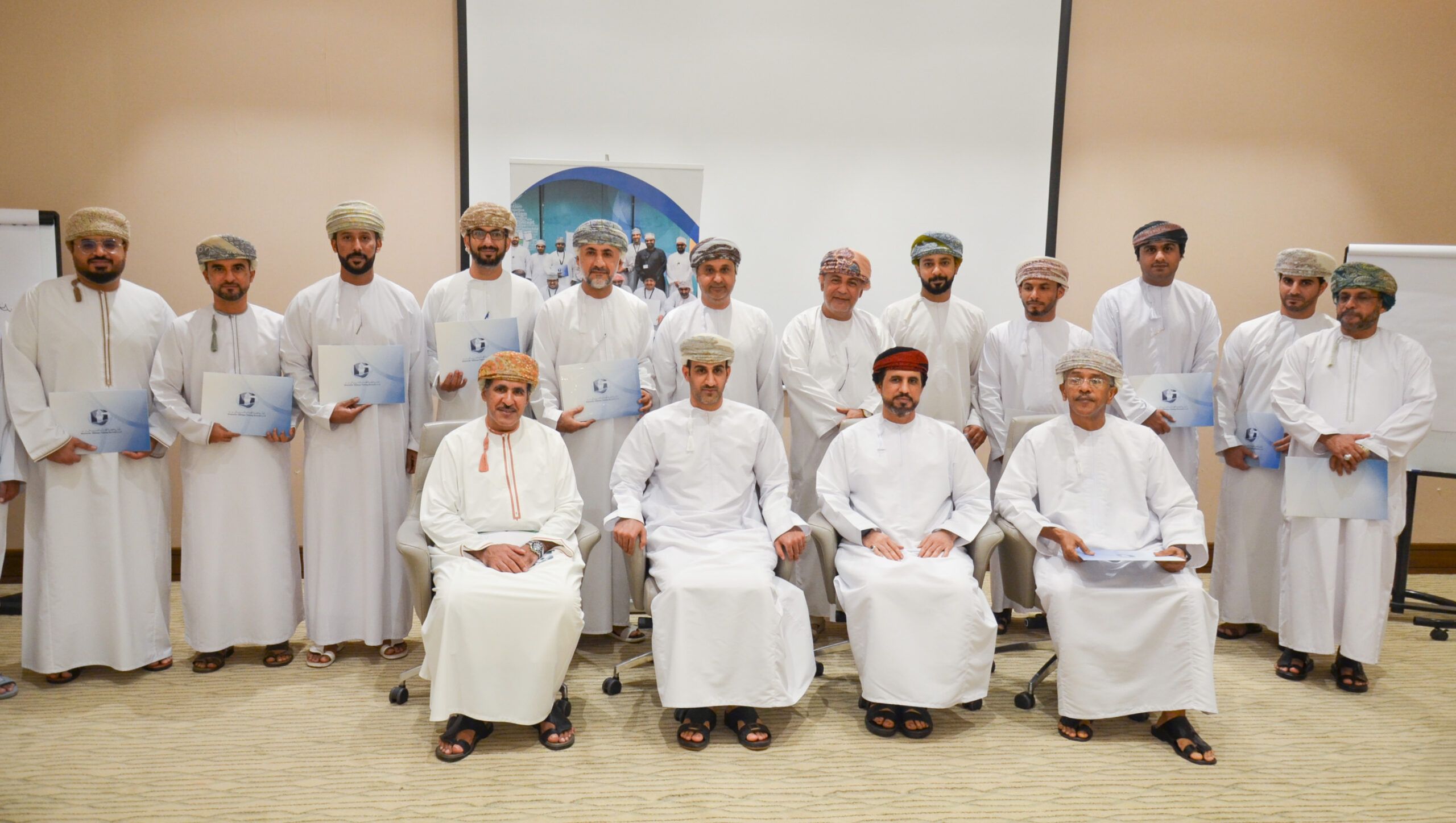 الداخلية تختتم البرنامج التدريبي “إدارة المواهب وإعداد خطط التعاقب الوظيفي”