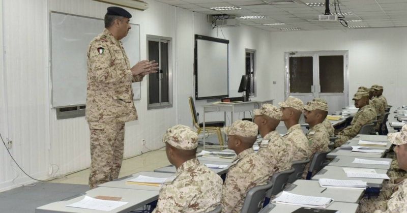 رئيس الأركان: كلية علي الصباح العسكرية صرح تعليمي رائد