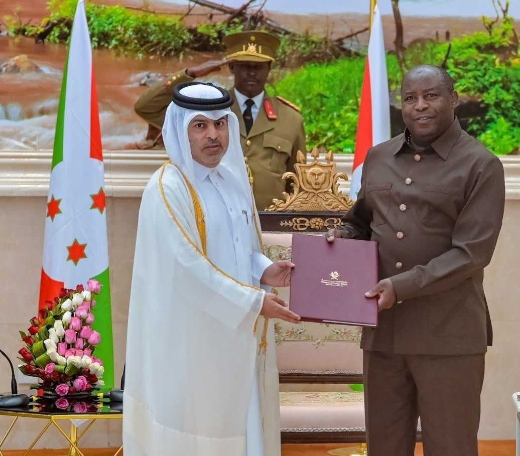 رئيس جمهورية بوروندي يتسلم أوراق اعتماد سفير دولة قطر