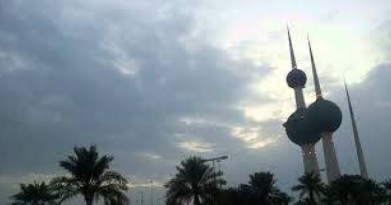 «الإطفاء» تدعو لتوخي الحذر لعدم استقرار الحالة الجوية