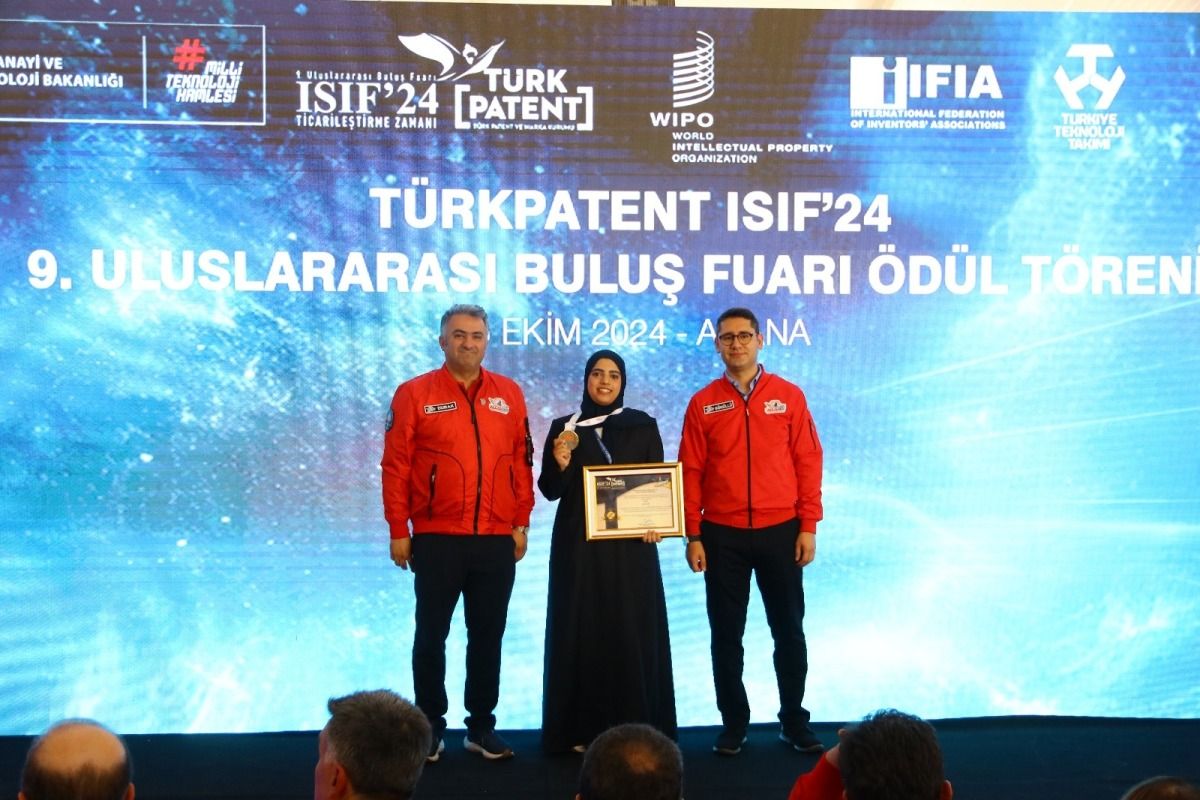 مركز جامعة قطر للعلماء الشباب يفوز بثلاث جوائز في المعرض الدولي للابتكار بتركيا