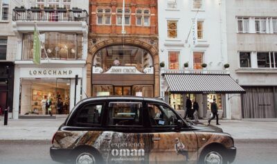 بالصور.. وزارة السياحة تطلق حملة في بريطانيا لترويج السياحة العمانية