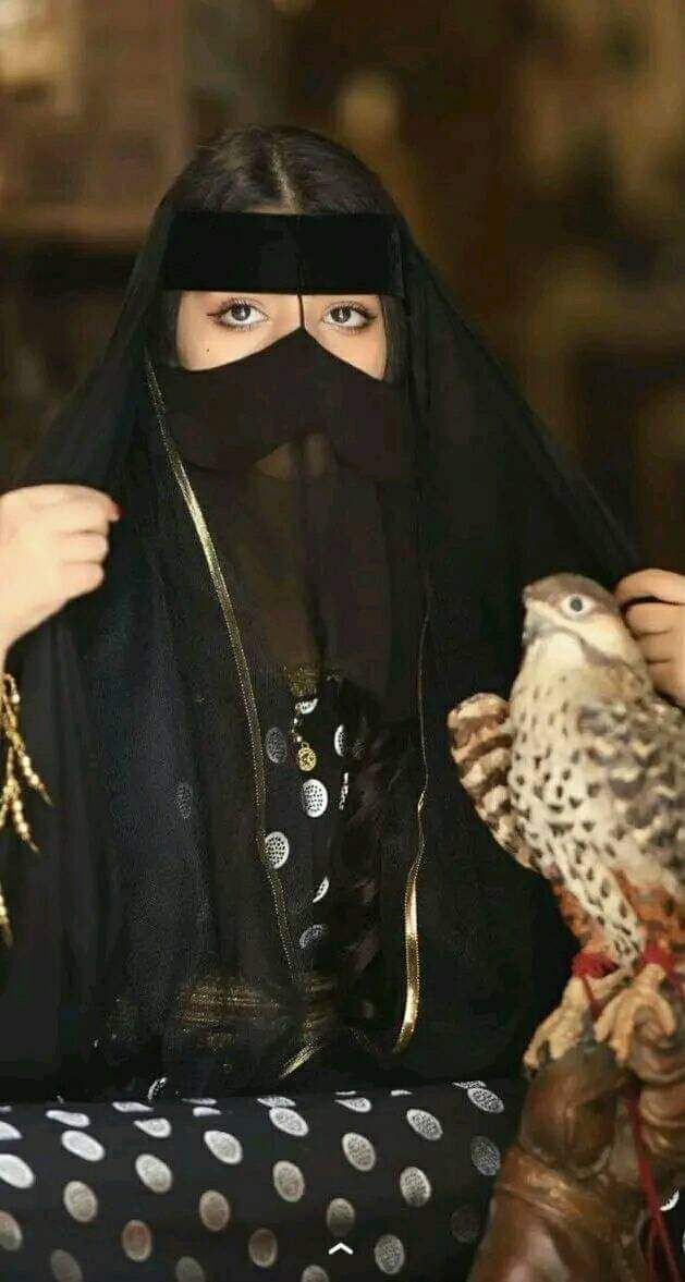 دون ذرة خجل مستشارة سعودية تفجر مفاجأة صادمة .. هذا ما يحدث للرجل المتزوج بعد سن الأربعين!