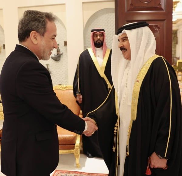 جلالة الملك المعظم يستقبل وزير الخارجية الإيراني‎