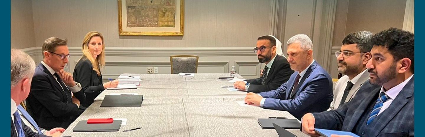 وزير المالية يلتقي بوزير شؤون العلاقات الخارجية لحكومة جيرسي