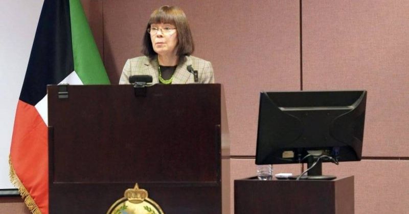 السفيرة الأميركية: علاقات متميزة تربط بين الولايات المتحدة والكويت