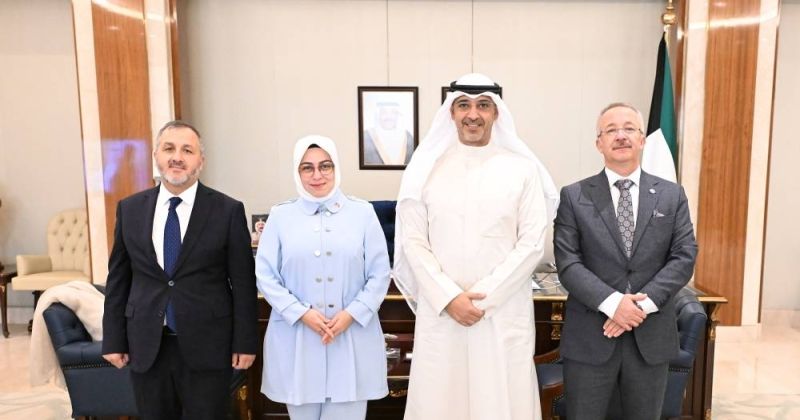 وزير شؤون الديوان الأميري يستقبل سفيرة تركيا ومدير جامعة غازي ورئيس أرشيف الدولة بالرئاسة التركية