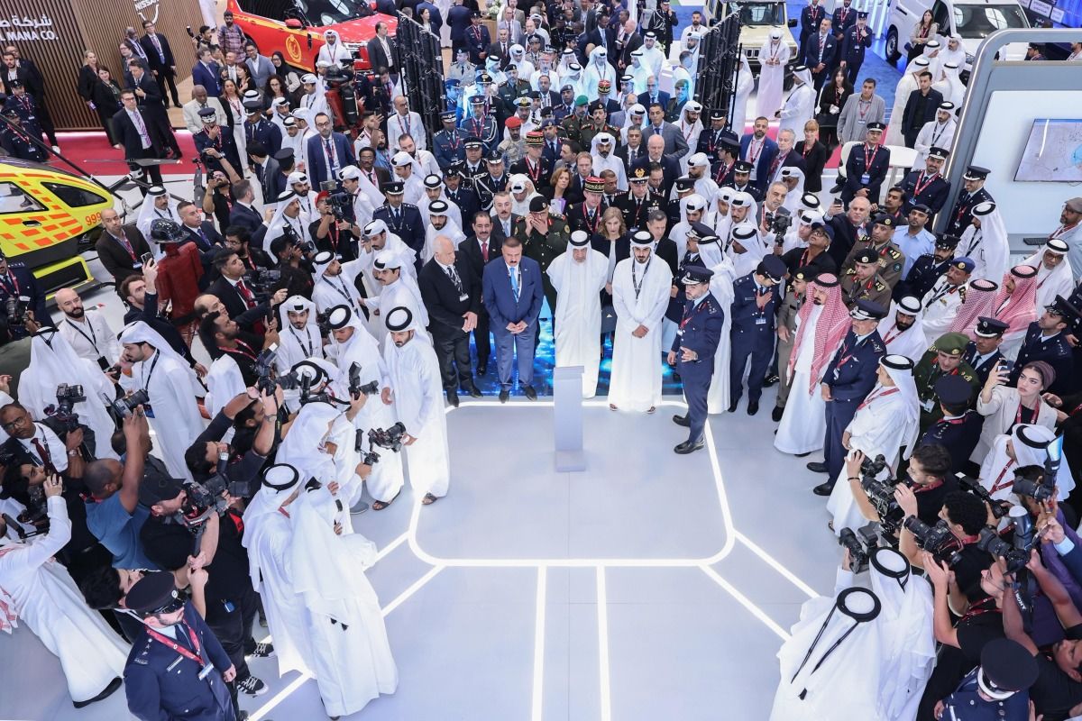 وزير الداخلية يدشن تطبيق "هوية قطر الرقمية"