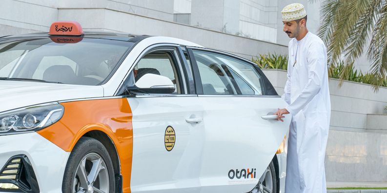 توقيع اتفاقية شراكة استراتيجية بين شركة “أو تاكسي” و مجموعة “يانغو” العالمية