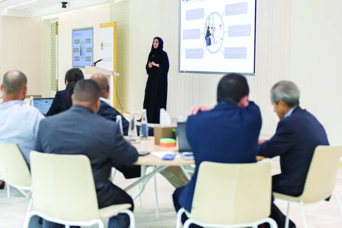 استعراض مبادرات الإمارات في التمكين الاجتماعي والأمن السيبراني