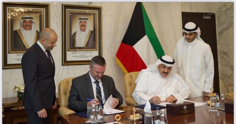 العوضي يوقع مذكرة تفاهم مع «CCC» الكندية